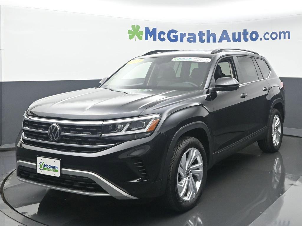 2023 Volkswagen Atlas Vehicle Photo in Marion, IA 52302