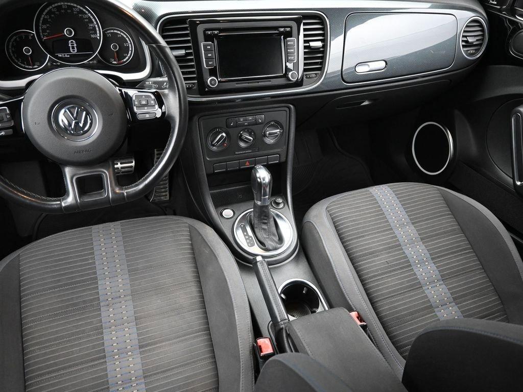 2013 Volkswagen Beetle Coupe Vehicle Photo in Marion, IA 52302