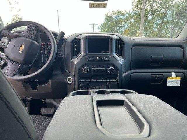 2024 Chevrolet Silverado 3500 HD Chassis Cab Vehicle Photo in TOPEKA, KS 66609-0000