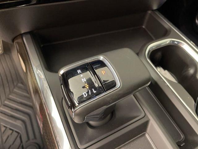 2025 Chevrolet Silverado 1500 Vehicle Photo in PHOENIX, AZ 85014-3381
