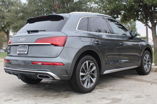 2022 Audi Q5 Vehicle Photo in HOUSTON, TX 77090