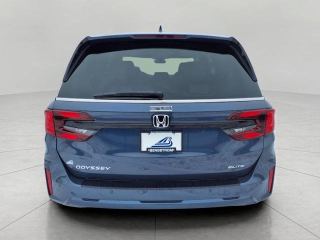 2025 Honda Odyssey Vehicle Photo in Oshkosh, WI 54904