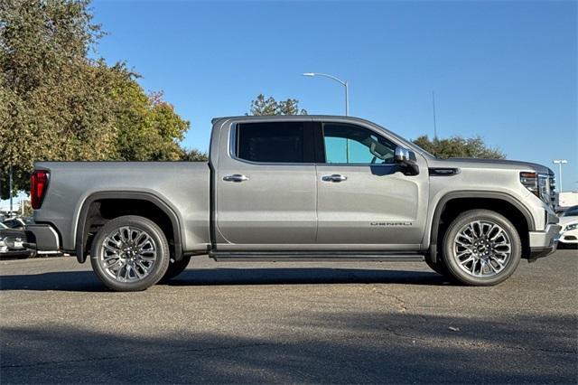 2025 GMC Sierra 1500 Vehicle Photo in ELK GROVE, CA 95757-8703