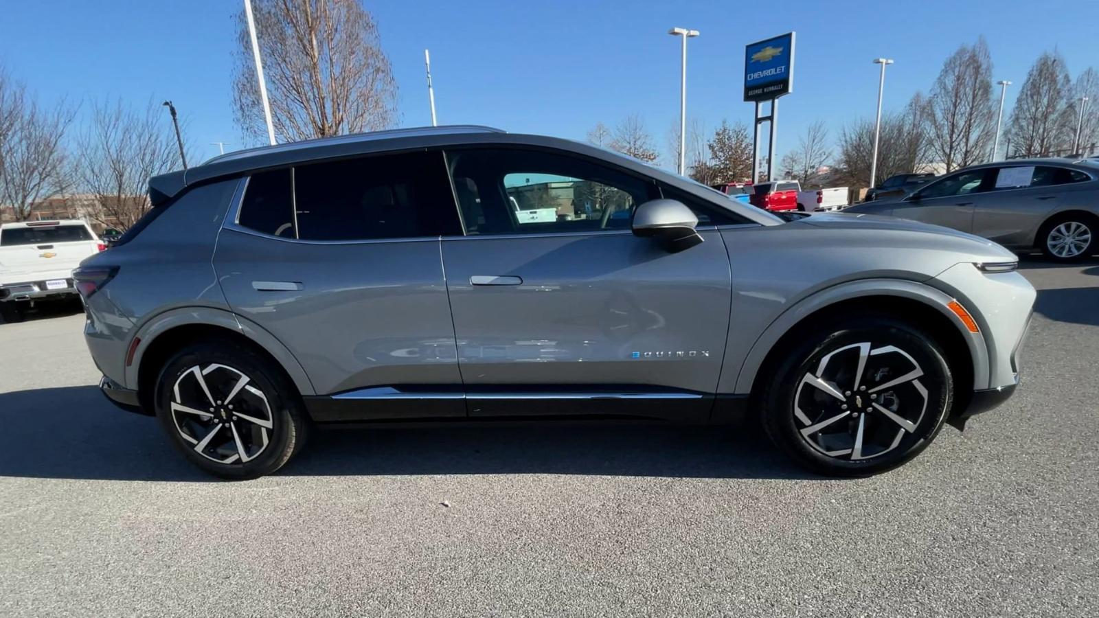 2025 Chevrolet Equinox EV Vehicle Photo in BENTONVILLE, AR 72712-4322