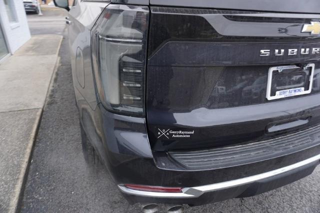2025 Chevrolet Suburban Vehicle Photo in FAIRMONT, WV 26554-2318
