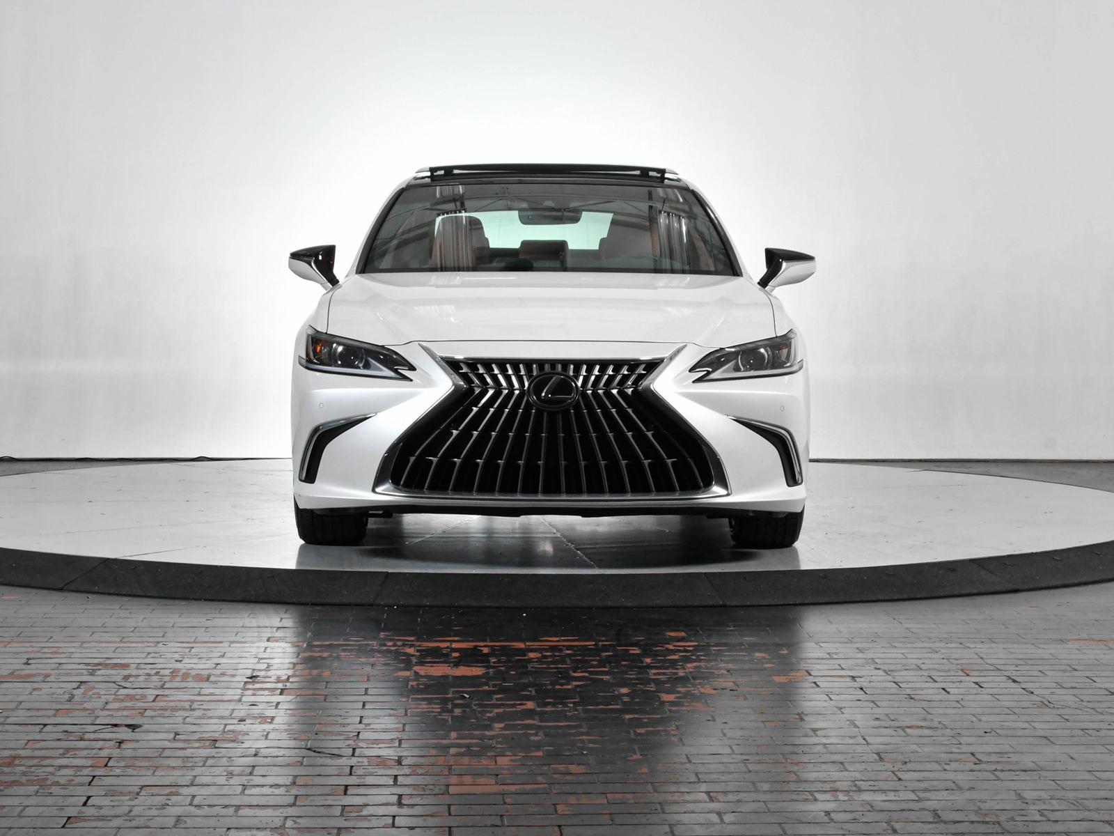 2023 Lexus ES 350 Vehicle Photo in DALLAS, TX 75235