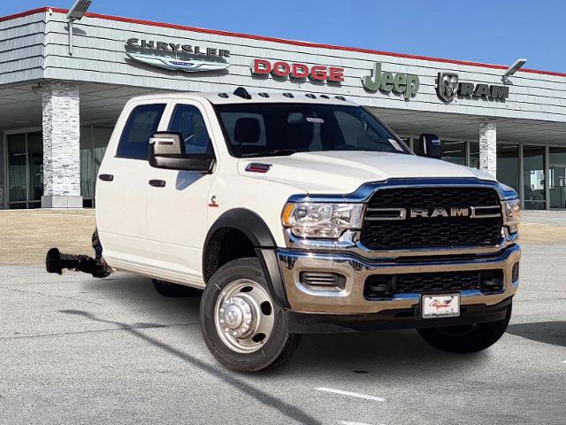 2024 Ram 5500 Chassis Cab Vehicle Photo in Ennis, TX 75119-5114