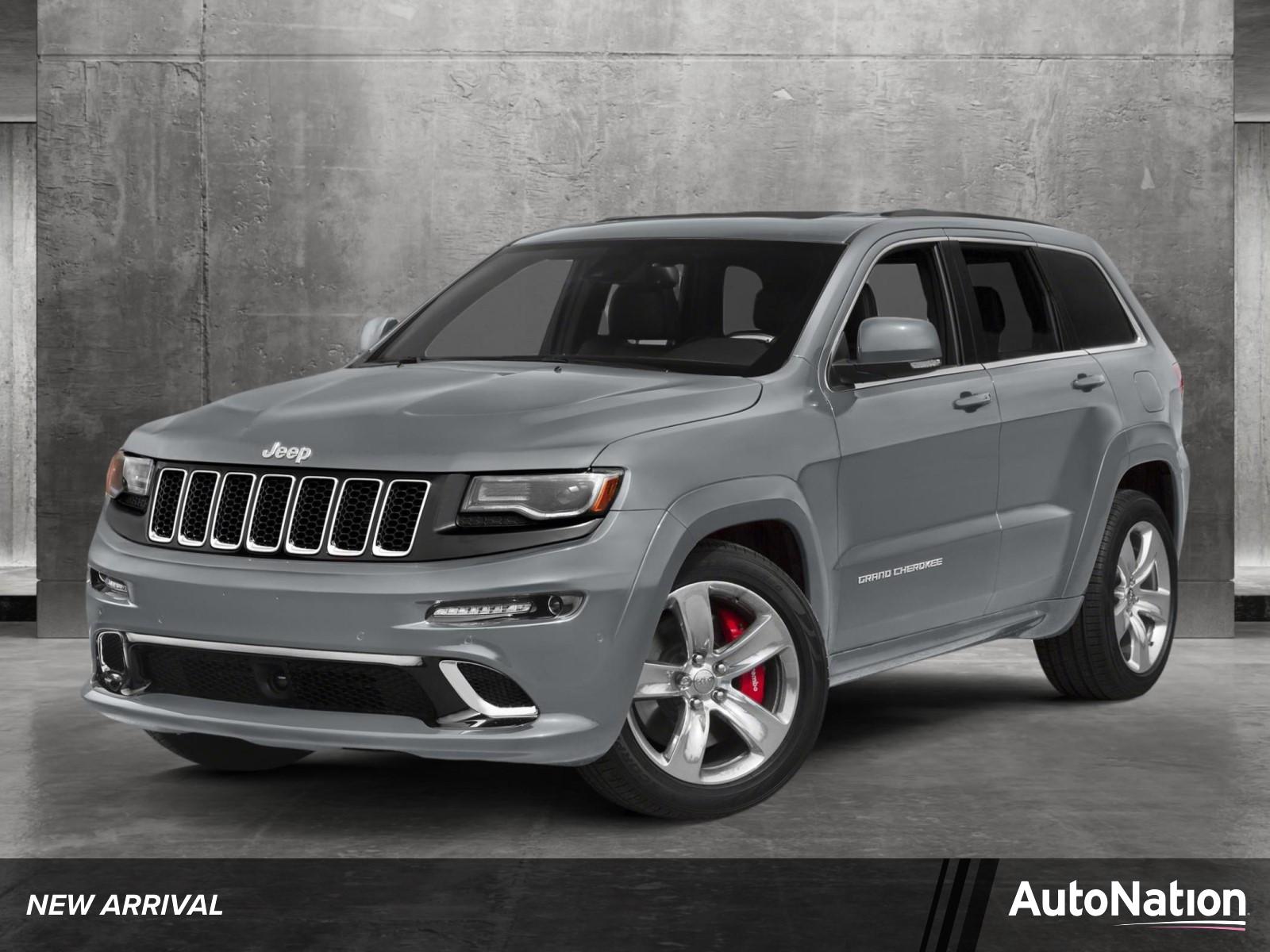 2015 Jeep Grand Cherokee Vehicle Photo in Valencia, CA 91355