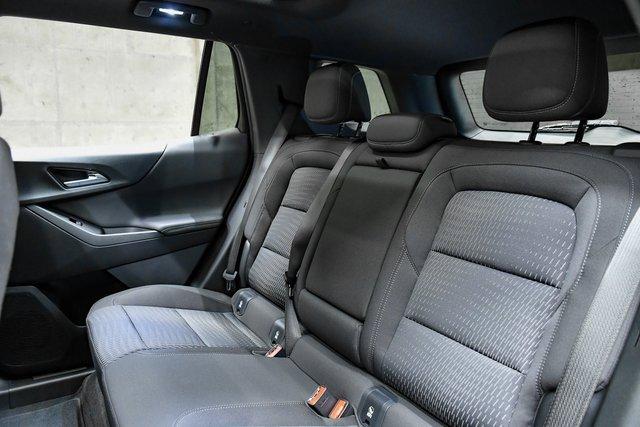 2025 Chevrolet Equinox Vehicle Photo in EVERETT, WA 98203-5662