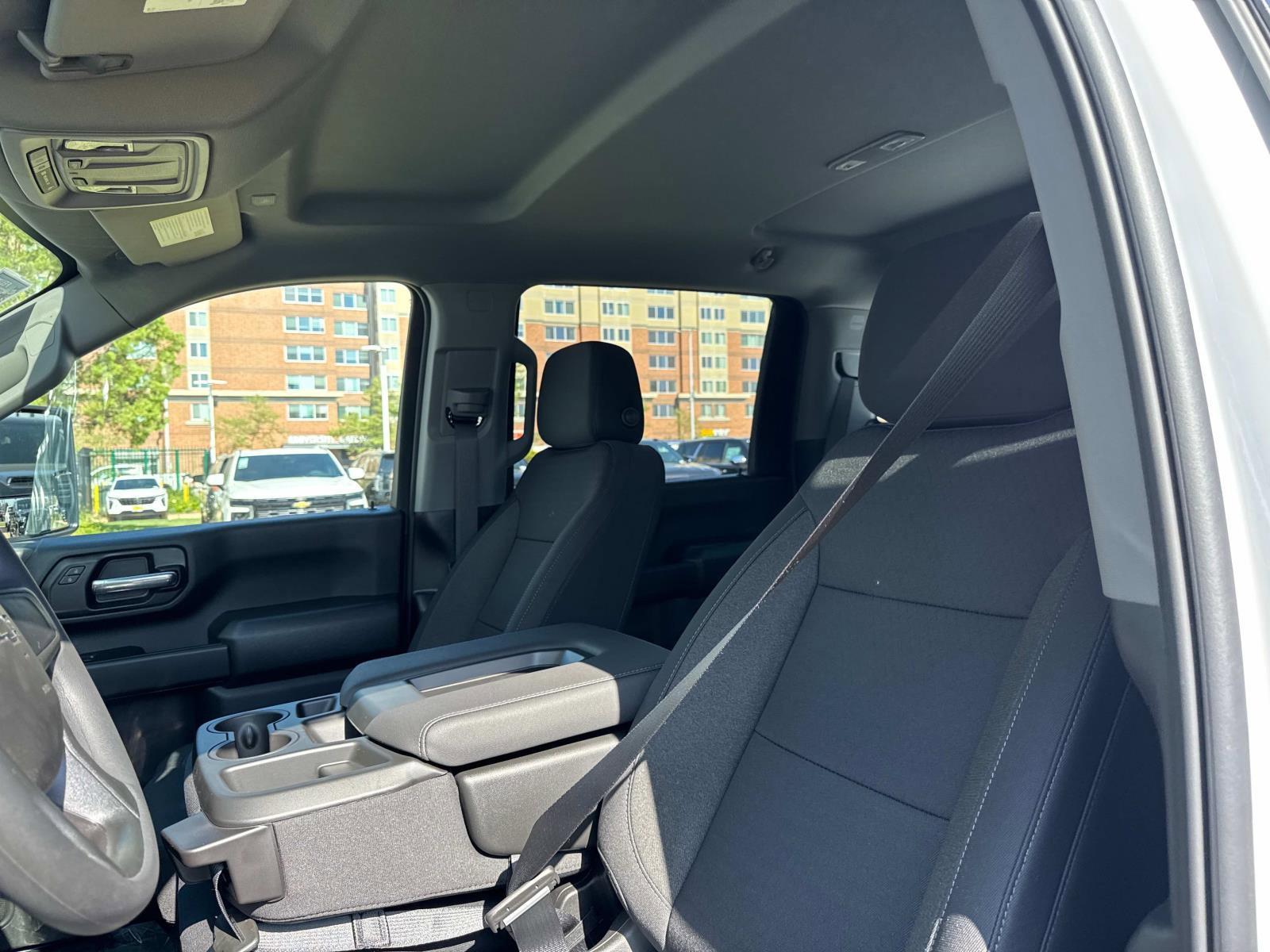 2025 Chevrolet Silverado 2500 HD Vehicle Photo in LOS ANGELES, CA 90007-3794
