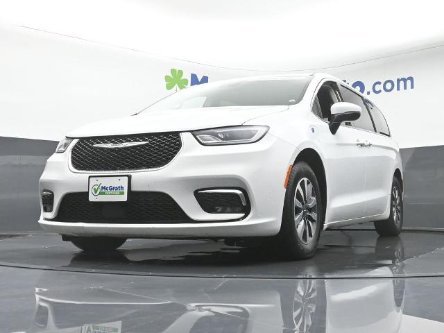 2023 Chrysler Pacifica Vehicle Photo in Cedar Rapids, IA 52402
