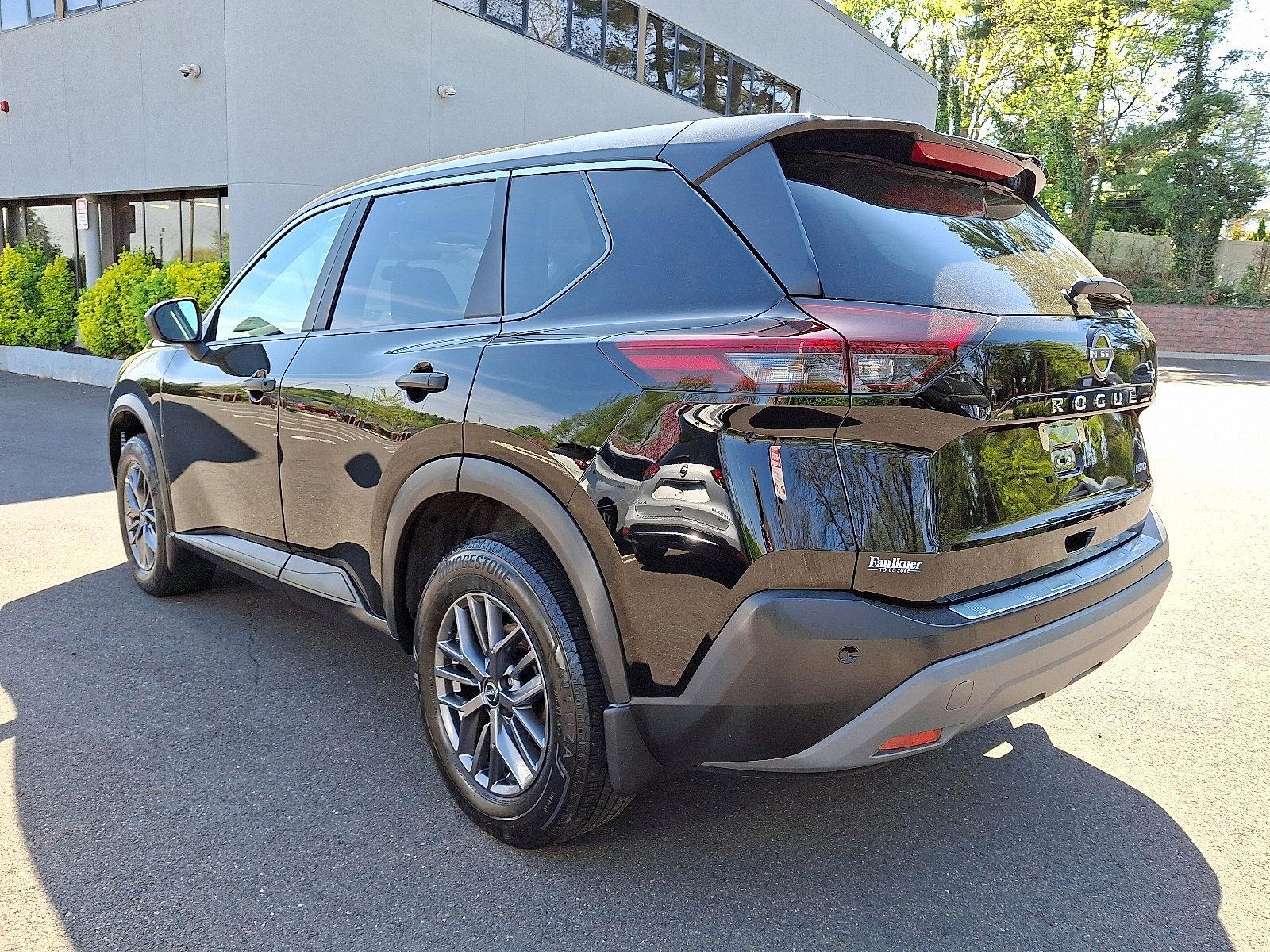 2023 Nissan Rogue Vehicle Photo in Jenkintown, PA 19046