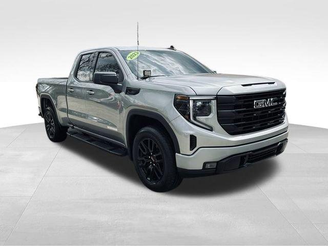 2023 GMC Sierra 1500 Vehicle Photo in MEDINA, OH 44256-9631
