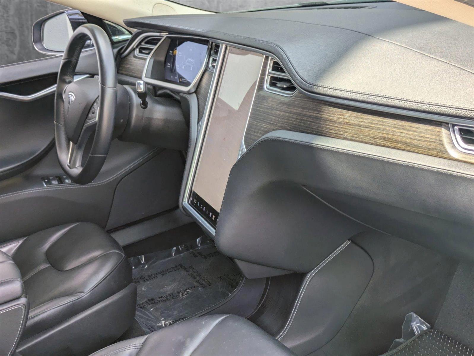 2014 Tesla Model S Vehicle Photo in Tampa, FL 33614