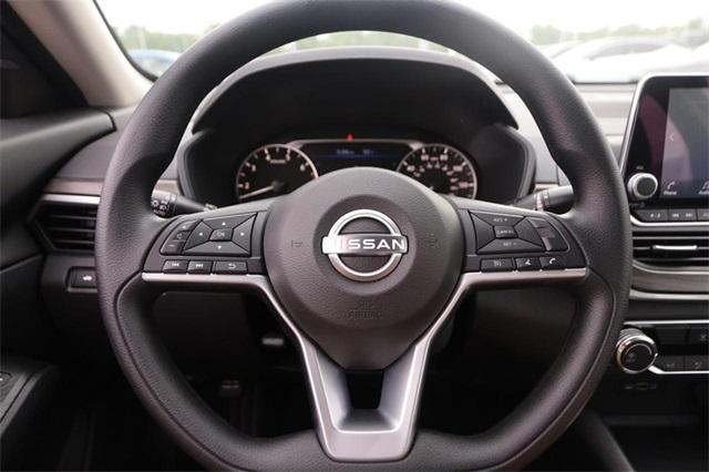 2025 Nissan Altima Vehicle Photo in Hazelwood, MO 63042