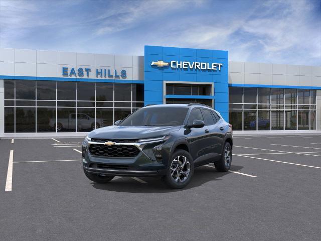 2025 Chevrolet Trax Vehicle Photo in Roslyn, NY 11576