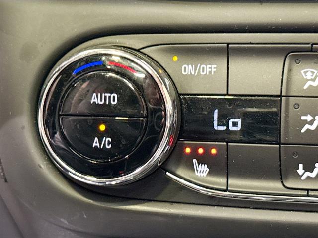 2021 Chevrolet Trailblazer Vehicle Photo in EVERETT, WA 98203-5662