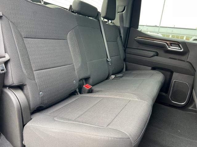 2023 Chevrolet Silverado 1500 Vehicle Photo in GREEN BAY, WI 54304-5303