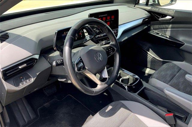 2022 Volkswagen ID.4 Vehicle Photo in TOPEKA, KS 66609-0000
