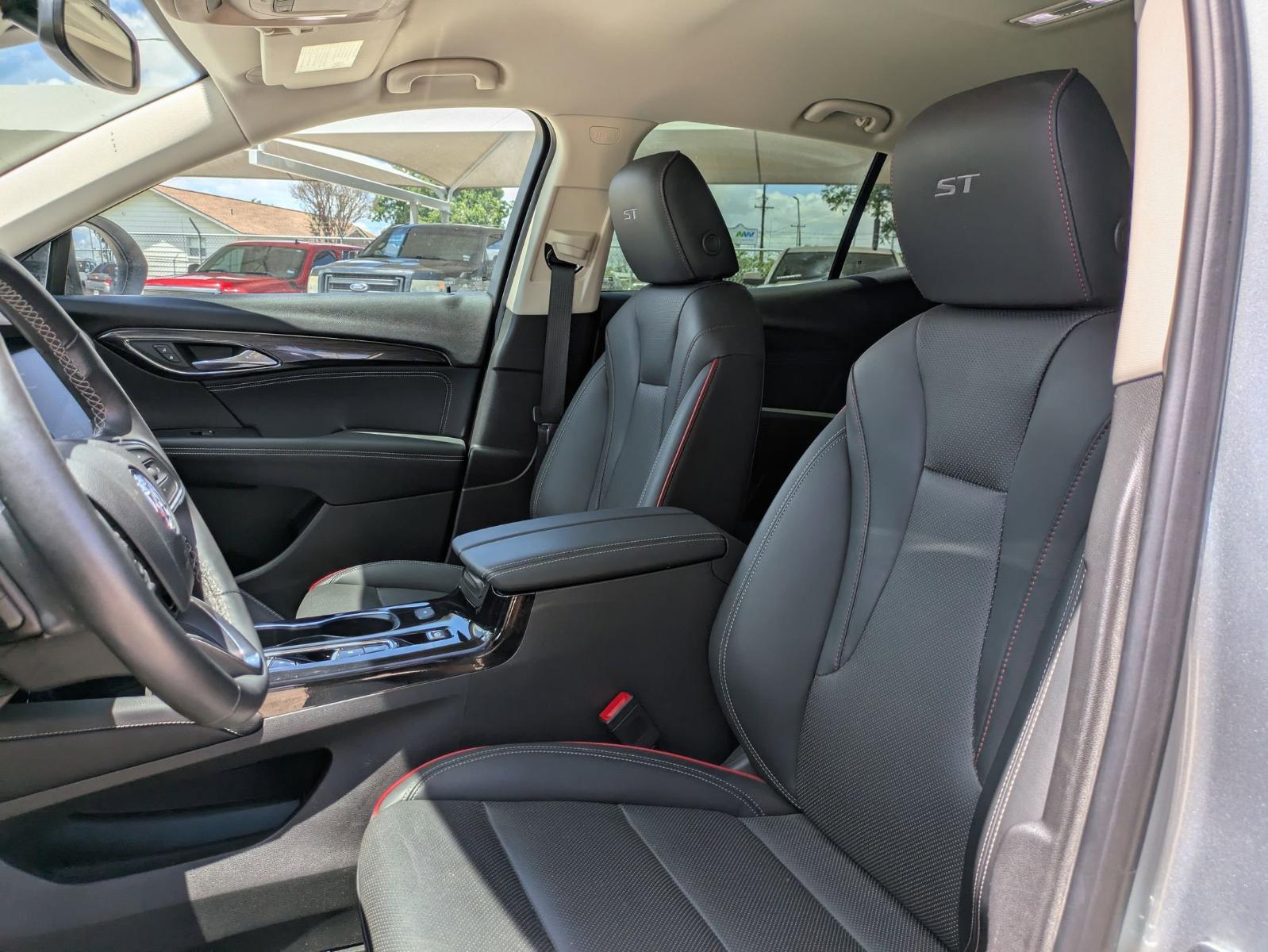 2023 Buick Envision Vehicle Photo in SELMA, TX 78154-1460