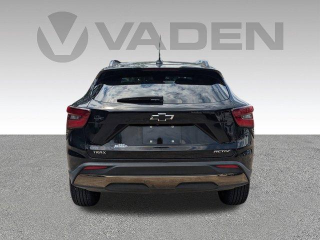 2025 Chevrolet Trax Vehicle Photo in BRUNSWICK, GA 31525-1881