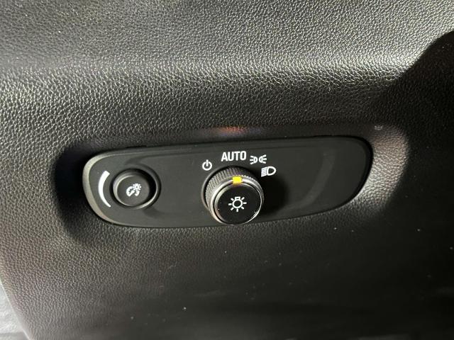 2022 Chevrolet Traverse Vehicle Photo in Roslyn, NY 11576