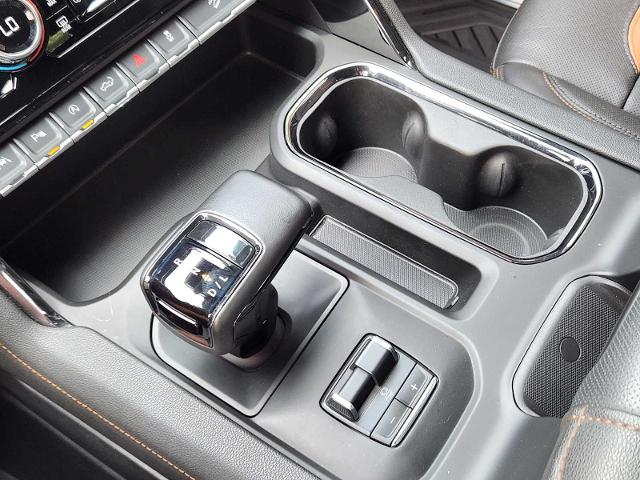 2023 GMC Sierra 1500 Vehicle Photo in DENTON, TX 76210-9321