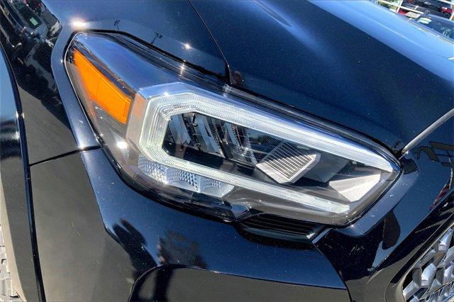2023 Toyota Tacoma 4WD Vehicle Photo in KANSAS CITY, MO 64114-4502