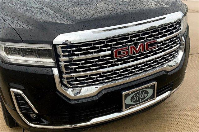 2023 GMC Acadia Vehicle Photo in TOPEKA, KS 66609-0000