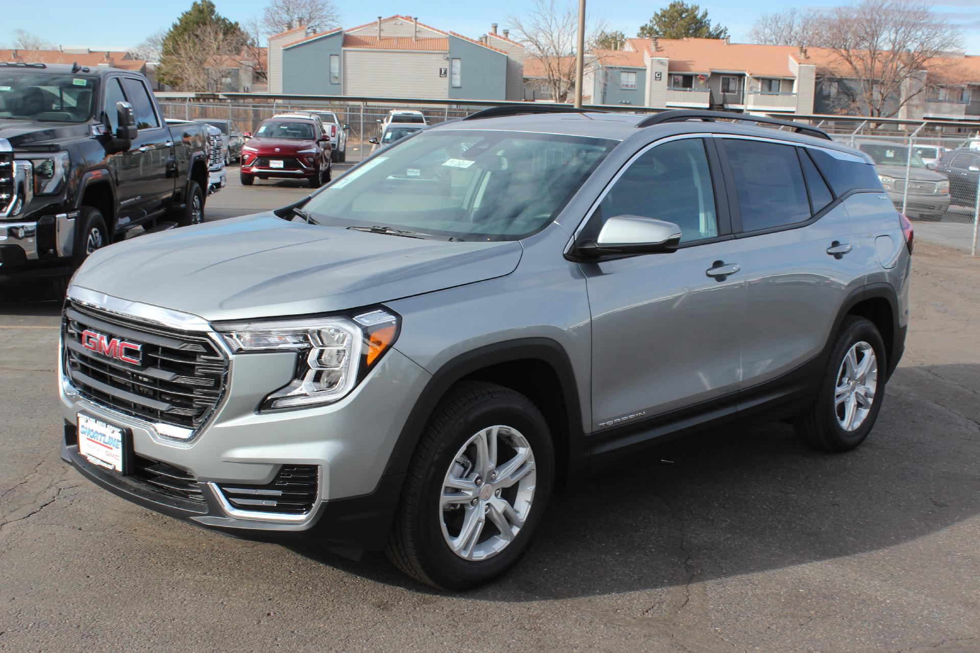 2024 GMC Terrain Vehicle Photo in AURORA, CO 80012-4011