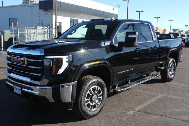 2025 GMC Sierra 2500 HD Vehicle Photo in AURORA, CO 80012-4011