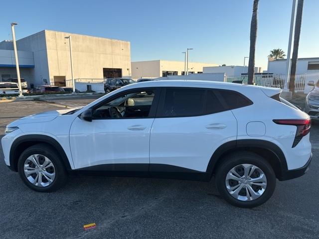 2024 Chevrolet Trax Vehicle Photo in VENTURA, CA 93003-8585