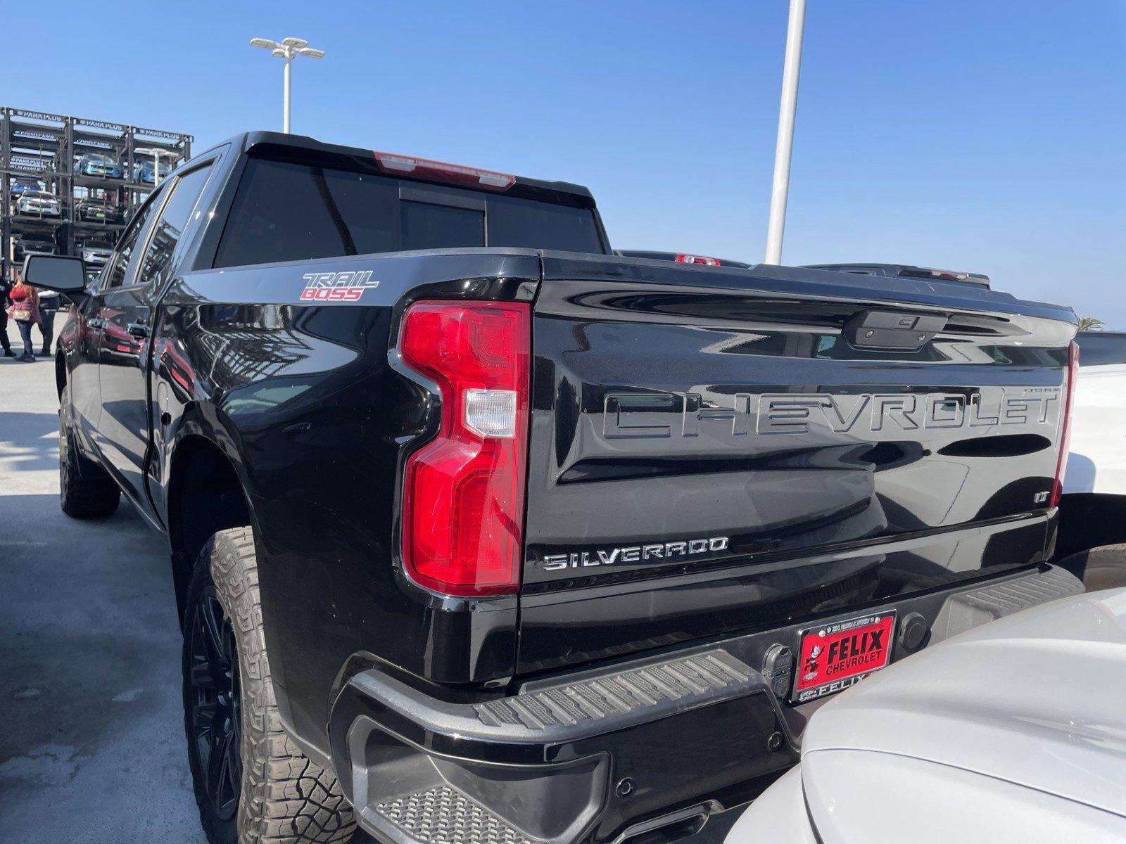 2021 Chevrolet Silverado 1500 Vehicle Photo in LOS ANGELES, CA 90007-3794