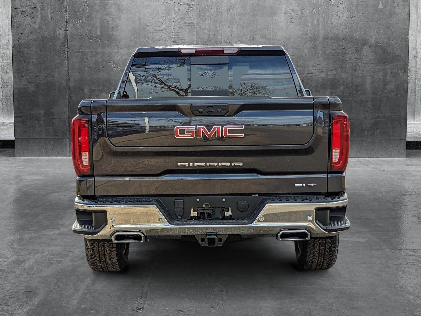 2025 GMC Sierra 1500 Vehicle Photo in GOLDEN, CO 80401-3850