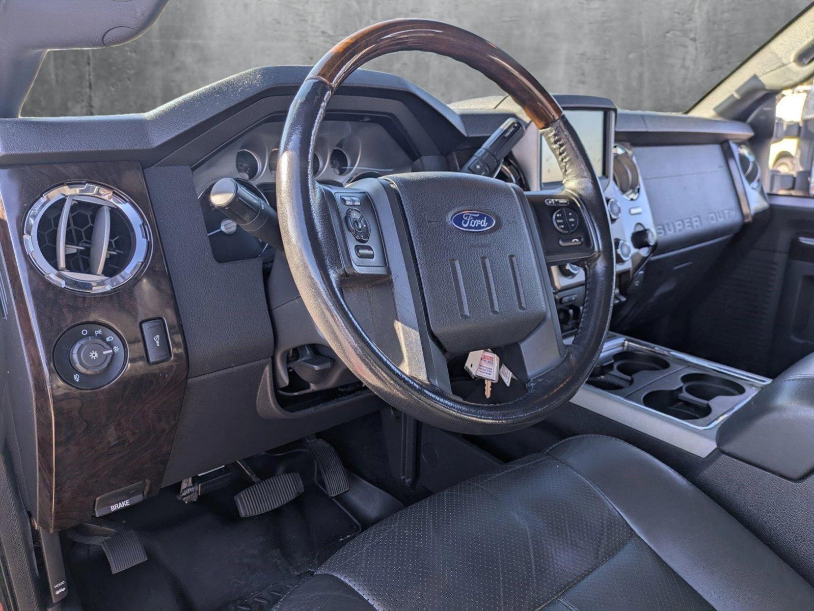 2016 Ford Super Duty F-250 SRW Vehicle Photo in Corpus Christi, TX 78415