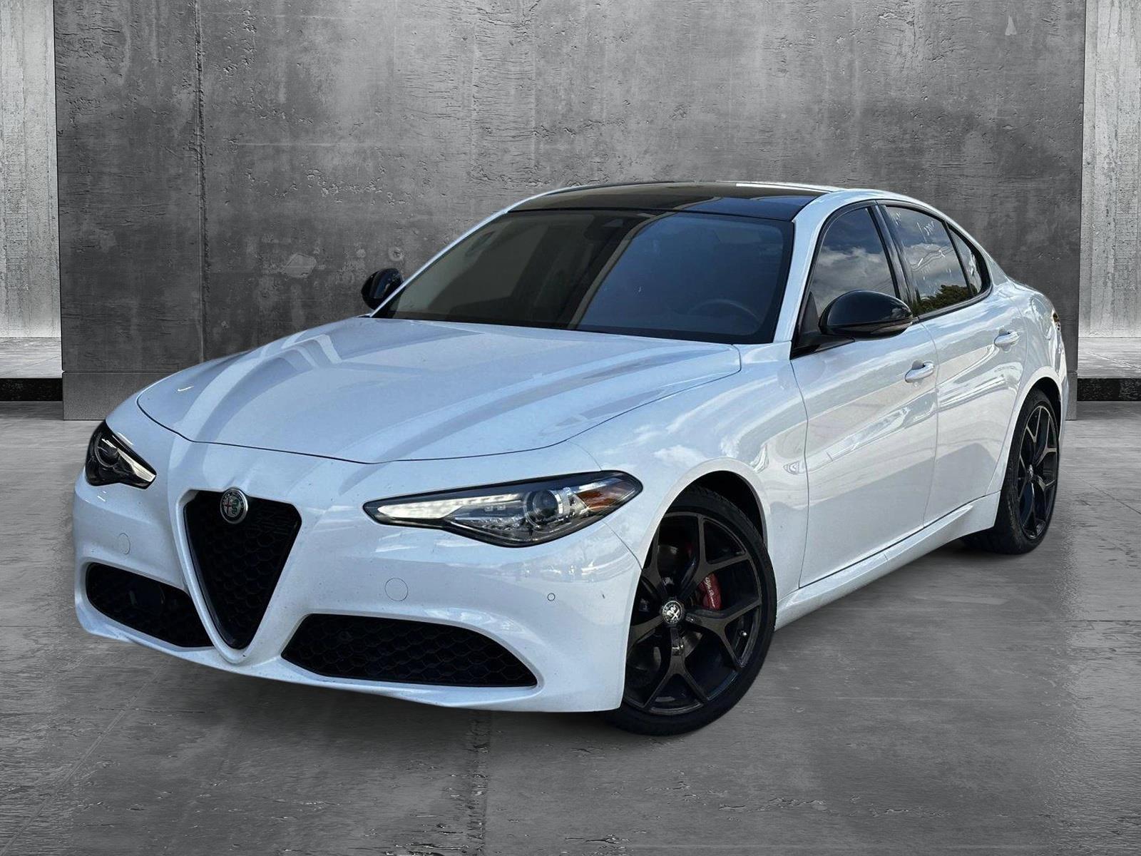 2020 Alfa Romeo Giulia Vehicle Photo in Hollywood, FL 33021