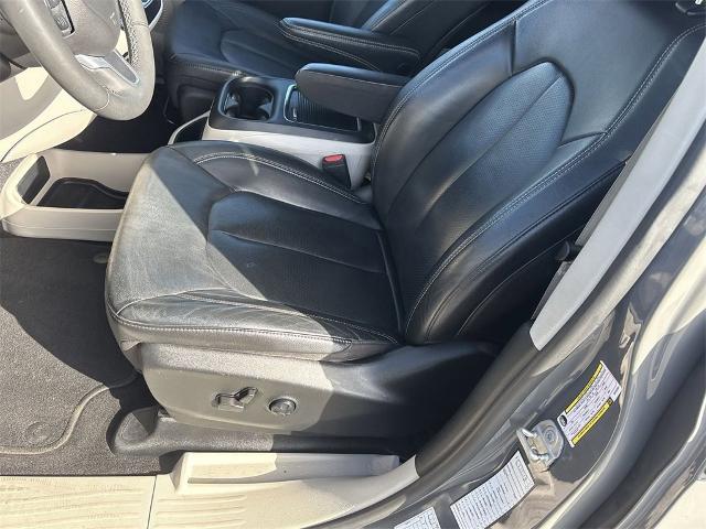 2022 Chrysler Pacifica Vehicle Photo in ALBERTVILLE, AL 35950-0246