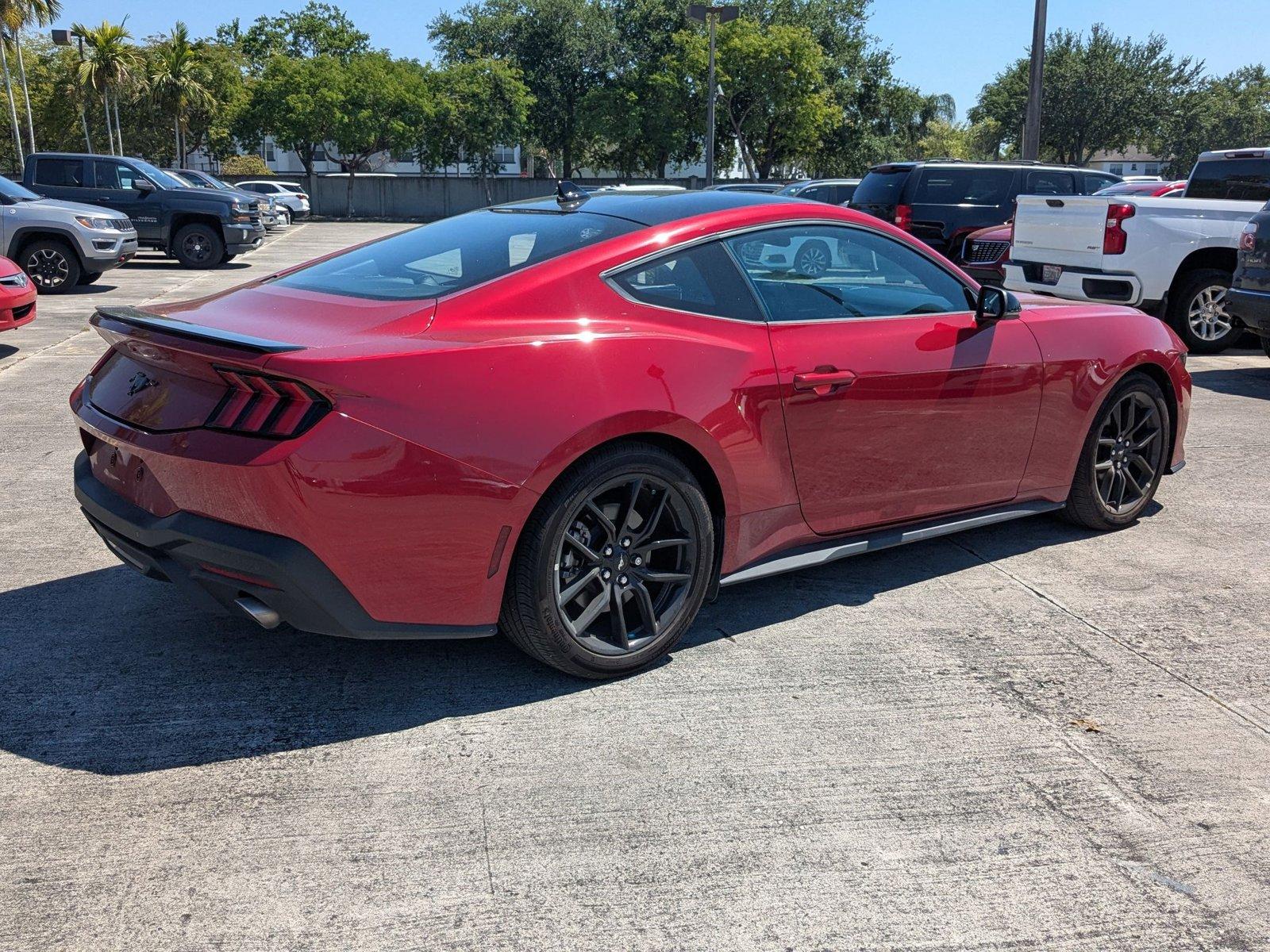 2024 Ford Mustang Vehicle Photo in PEMBROKE PINES, FL 33024-6534