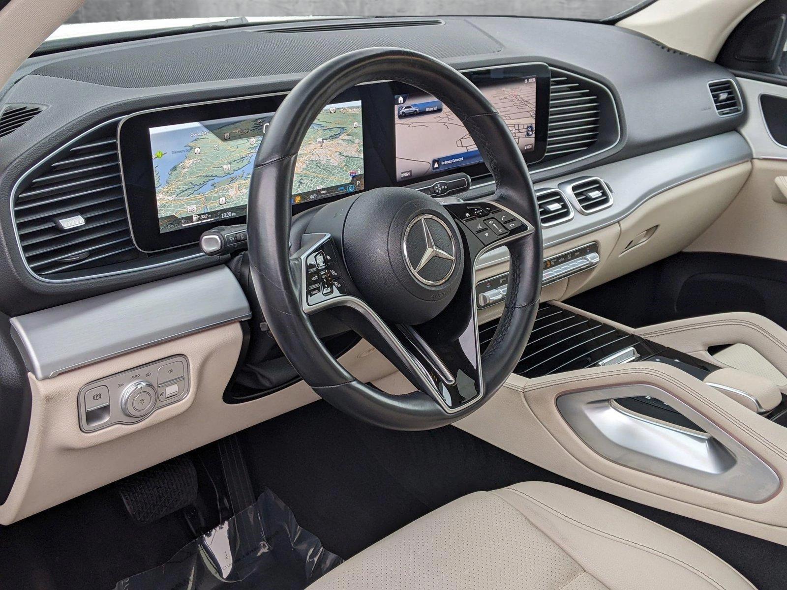 2024 Mercedes-Benz GLE Vehicle Photo in TIMONIUM, MD 21093-2300