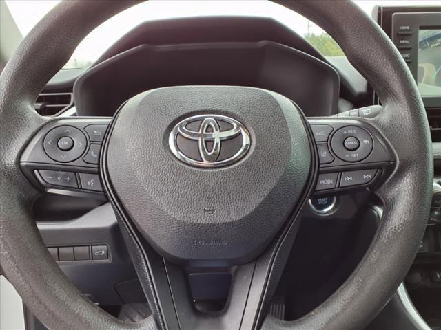 2019 Toyota RAV4 Vehicle Photo in HENDERSON, NC 27536-2966