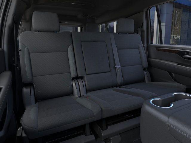 2025 Chevrolet Suburban Vehicle Photo in DANBURY, CT 06810-5034