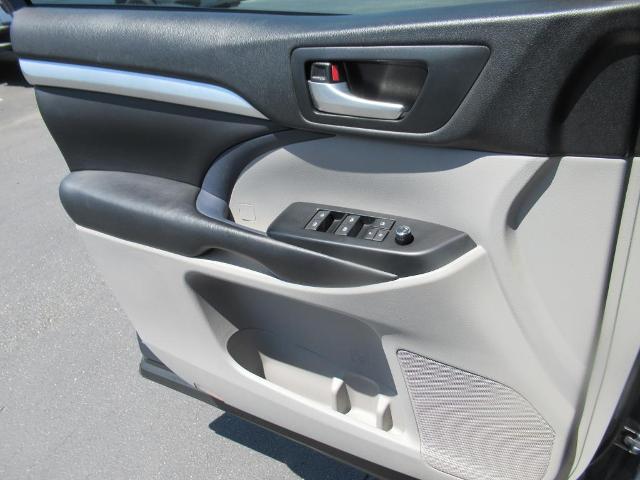 2018 Toyota Highlander Vehicle Photo in LEESBURG, FL 34788-4022