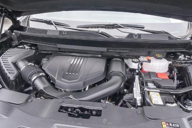 2025 Chevrolet Traverse Vehicle Photo in VENTURA, CA 93003-8585