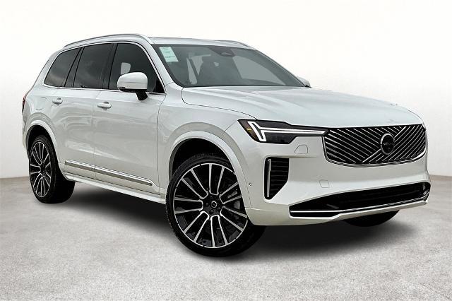 2025 Volvo XC90 Vehicle Photo in Grapevine, TX 76051