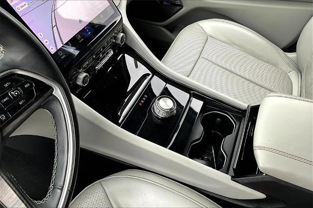 2022 Jeep Grand Cherokee L Vehicle Photo in Grapevine, TX 76051