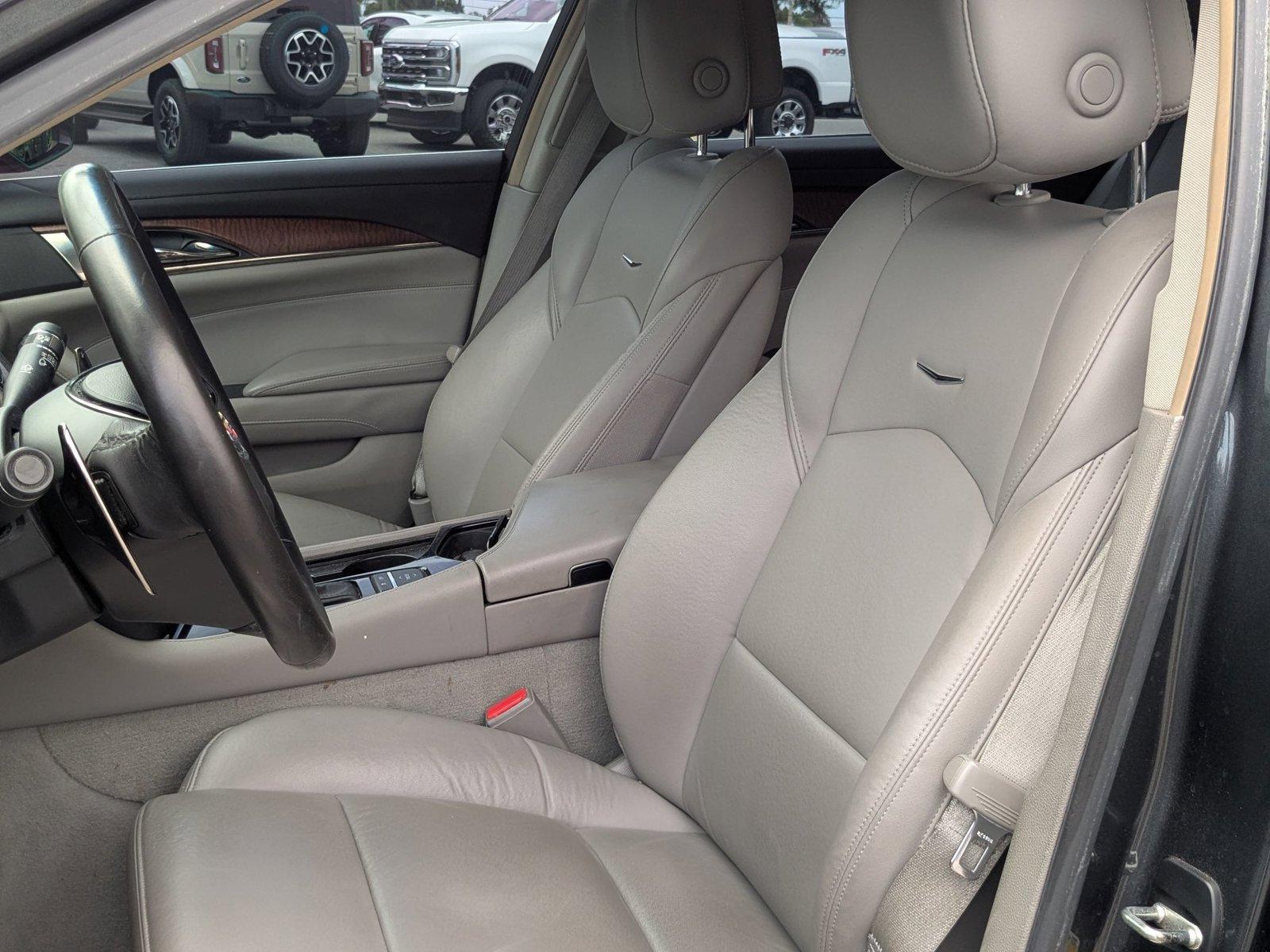 2014 Cadillac CTS Sedan Vehicle Photo in St. Petersburg, FL 33713