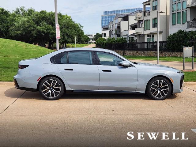 2025 BMW 740i xDrive Vehicle Photo in PLANO, TX 75024