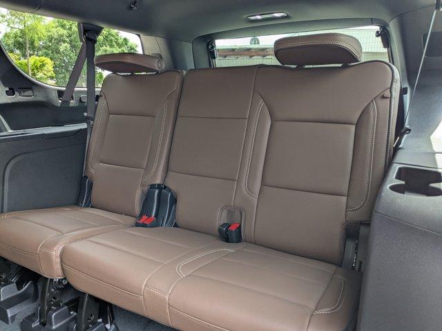 2025 Chevrolet Suburban Vehicle Photo in BRUNSWICK, GA 31525-1881