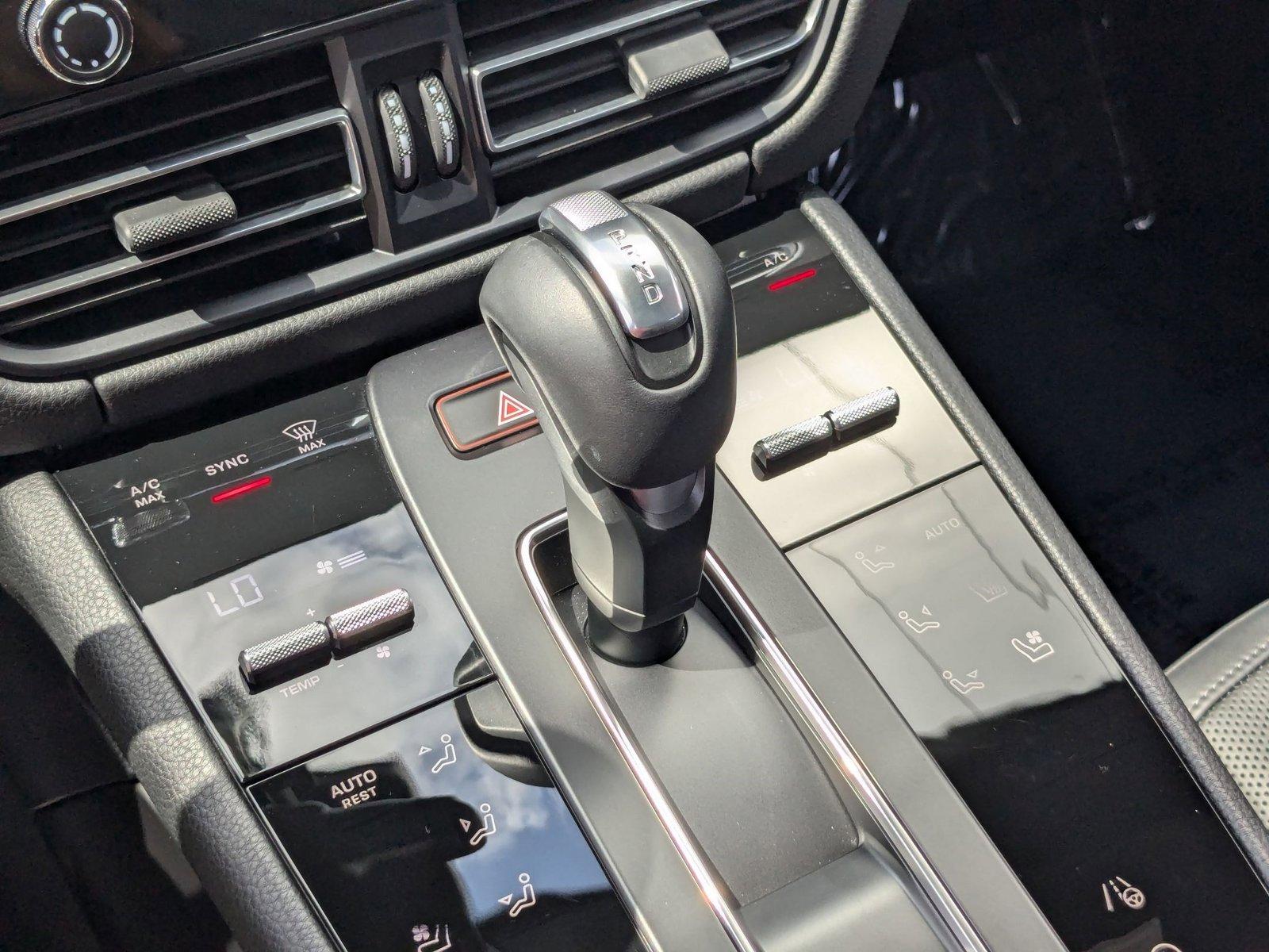 2025 Porsche Macan Vehicle Photo in Maitland, FL 32751