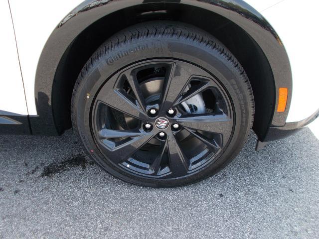 2025 Buick Envision Vehicle Photo in LOWELL, MA 01852-4336